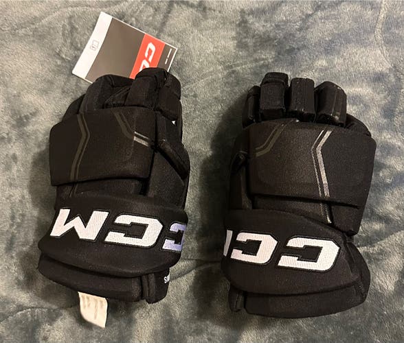 New CCM HGQLPP Gloves Black 14"