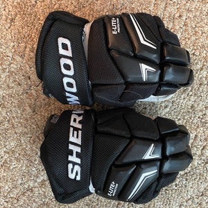 Sher-Wood Rekker Legend 2 Gloves 10"  (Used)