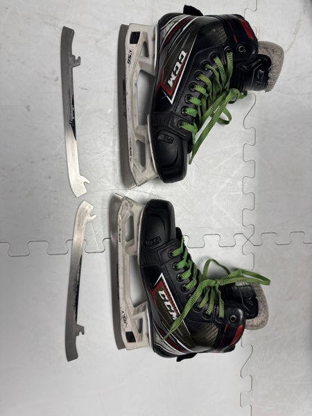 CCM Regular Width Size 4 Jetspeed FT460 Hockey Goalie Skates. Plus Extra Steel