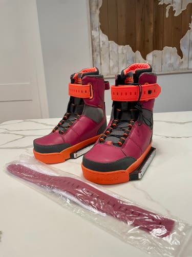 Rare Slingshot 2017 Jewel Wakeboard Boots Bindings - US Size Womens Size 7