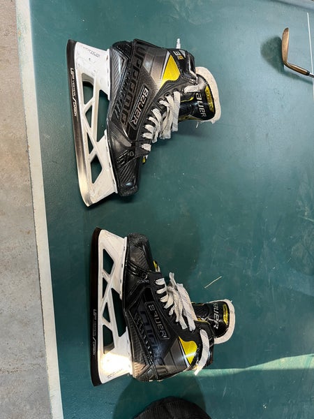 Bauer Supreme 3S pro Hockey Goalie Skates 9 (Used)