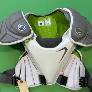 Medium Adult Maverik Max Shoulder Pads