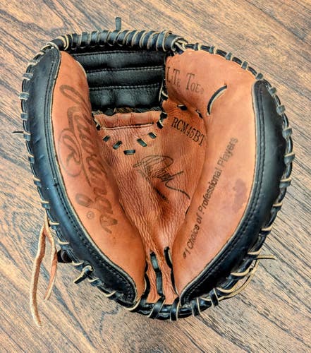 Rawlings Youth Catchers Mitt - Jorge Posada NY Yankees