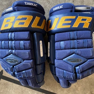 Bauer NHL pro stock 4-roll gloves (15") - Tony Hrkac (navy blue with gold)
