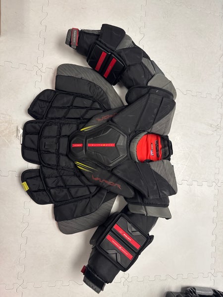 Used  Bauer Hyperlite 2 Goalie Chest Protector