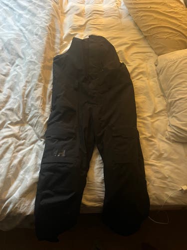 Black Men's Adult XL Helly Hansen Ski Pants (Used)