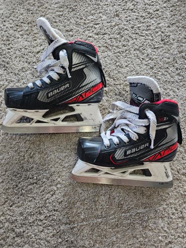 Bauer Vapor X2.7 Hockey Goalie Skates Regular Width Size 1 (Used)