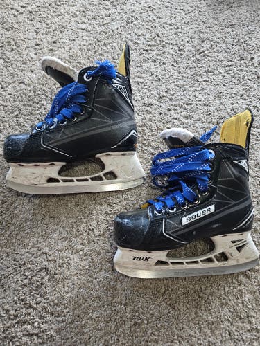 Bauer Supreme 160 Hockey Skates Regular Width 12 (Used)
