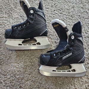 Bauer Supreme 140 Hockey Skates Regular Width 8