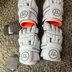 Warrior Burn Lacrosse Gloves Medium (New)