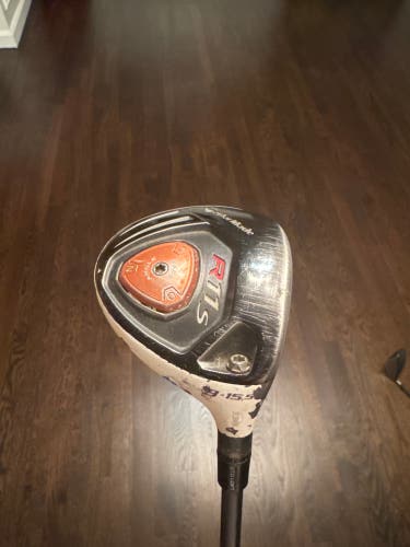 TaylorMade R11s Right Handed Fairway Wood 3 Wood (Used)