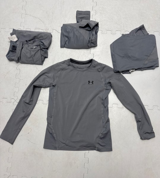 Set Of 4. Boys YL Under Armor Fitted Fit