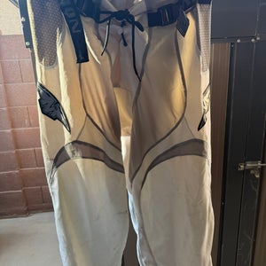 Old School All White Mission Roller Pants