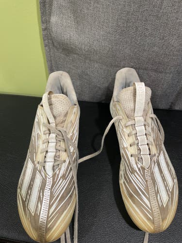 M 9.5 (W 10.5) Adidas Low Top adizero Molded Cleats (Used)