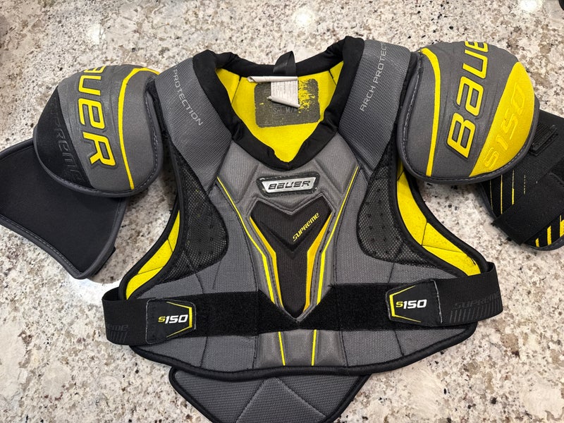 Senior Medium Bauer Supreme S150 Shoulder Pads  (Used)