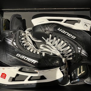 Pro Stock - Bauer Vapor Hyperlite2 Custom Skates, Size 6, Fit 2