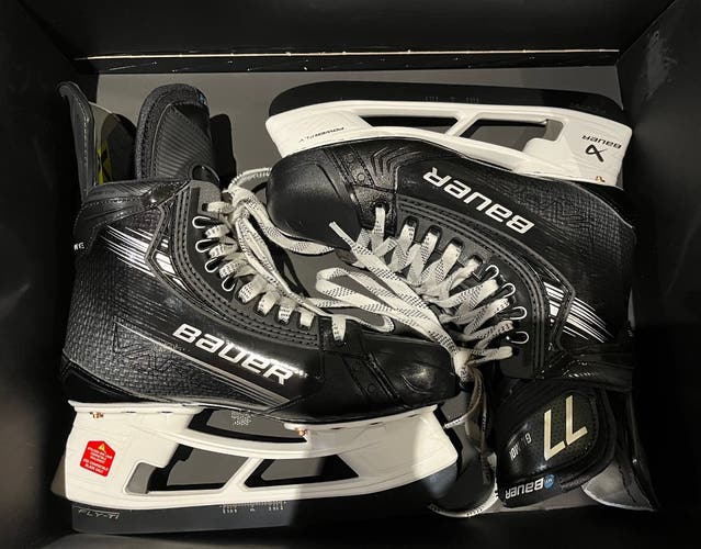 Pro Stock - Bauer Vapor Hyperlite2 Custom Skates, Size 6, Fit 2