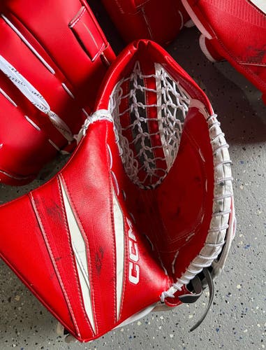 Custom CCM Axis XF Glove