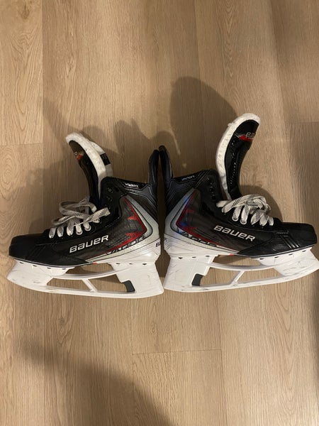2025 Bauer Vapor FLY40 Hockey Skates Wide Width 7.5 (Used)