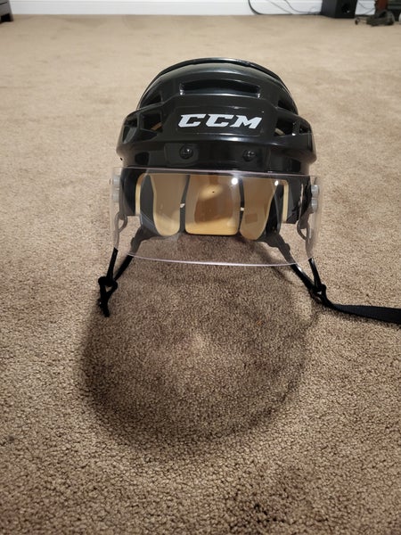 Small CCM Vector V04 Helmet