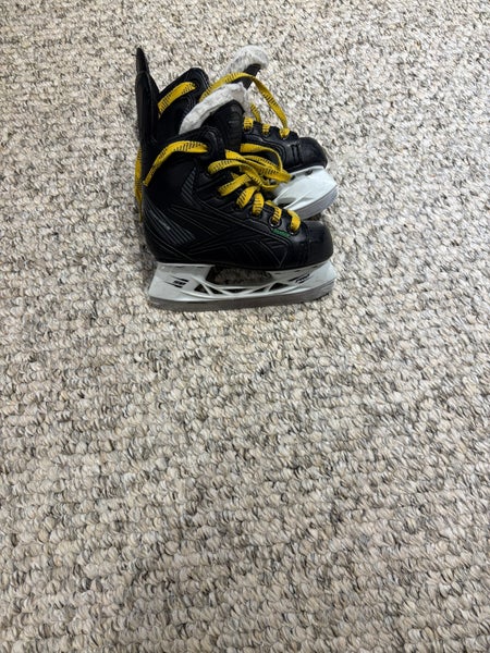 Reebok RibCor (Reebok) Hockey Skates Regular Width 11.5 (Used)