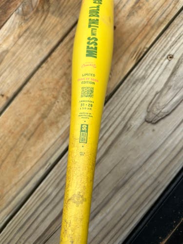 2025 Combat MFG Spec A1 Alloy BBCOR Certified Bat (-3)  28 oz 31" (Used)