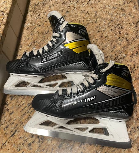 Bauer Supreme 3S Hockey Goalie Skates Size 5 (Used)