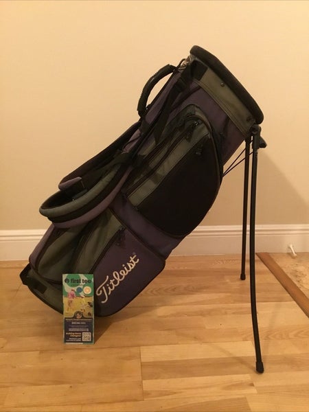 Titleist Stand Golf Bag with 7-way Dividers (No Rain Cover)