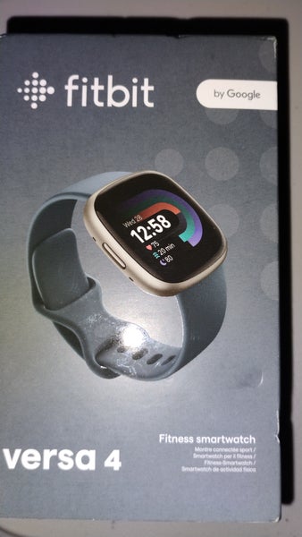 (New) Fitbit Versa 4