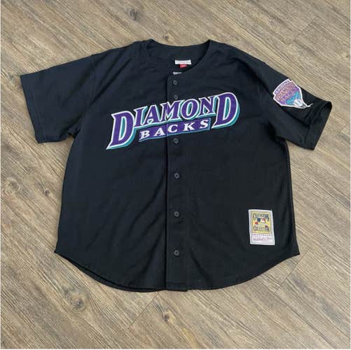 Black XL Men's Mitchell & Ness Jersey (Used)