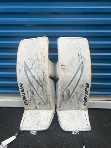 35" 2023 Bauer Vapor Hyperlite 2 Goalie Leg Pads (Used) + Glove