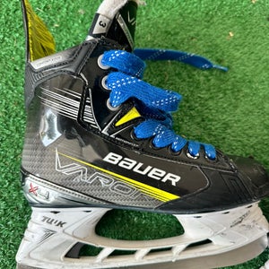 Bauer Vapor X4 Hockey Skates Size 3 (Used)