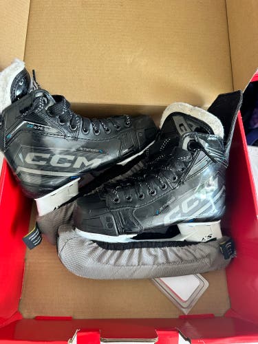CCM JetSpeed FT675 Hockey Skates Size 4 (Used)