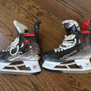 Bauer Vapor X5 Pro Hockey Skates (With Two Sets of Blades) Senior - 7.5 Fit 1(Used)