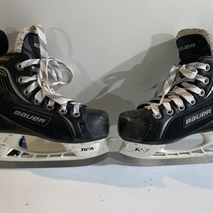 Bauer Supreme 120 Hockey Skates Y11R
