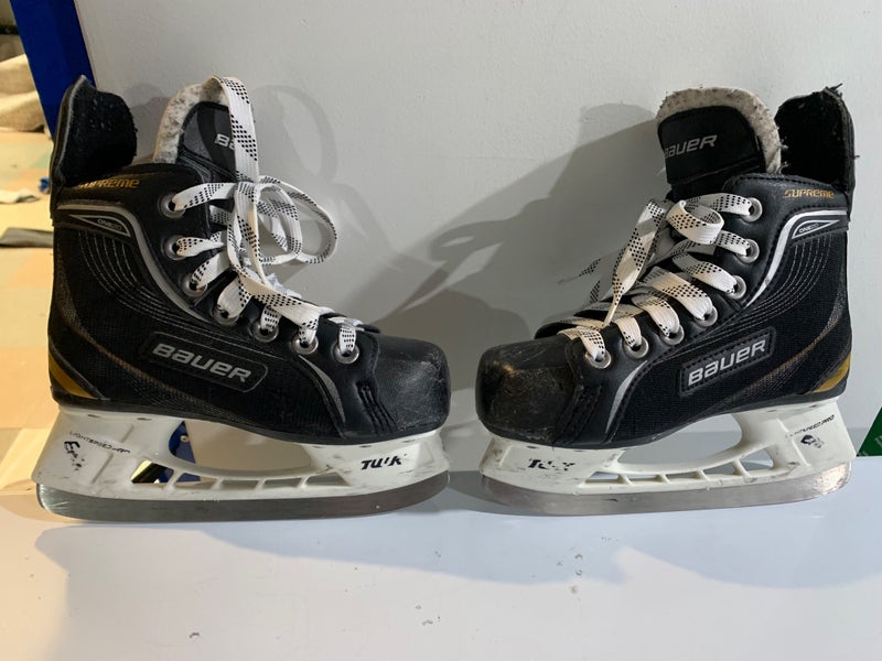 Bauer Supreme 120 Hockey Skates Y11R