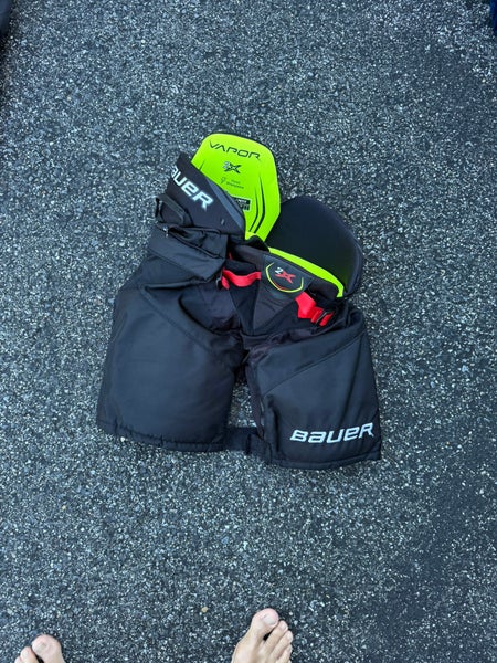 Small Junior Bauer VAPOR 2X Hockey Pants (Used)