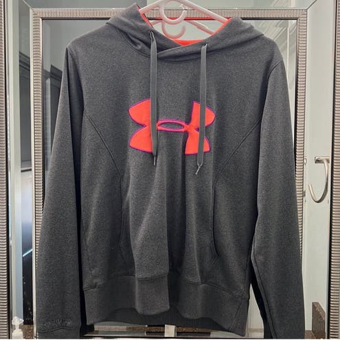 User Armour Women’s Hoodie