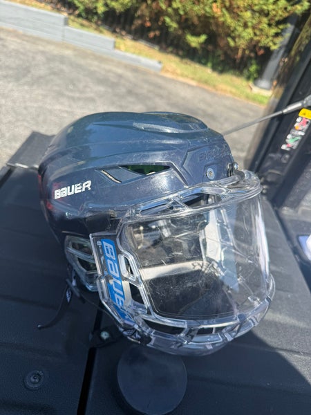 Small Bauer Hyperlite Helmet  With Consent 3 Shield