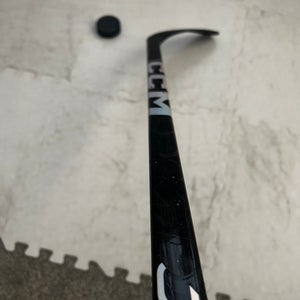 Intermediate CCM JetSpeed FT5 Pro Left Hand Hockey Stick P29 Pro Stock (Used)