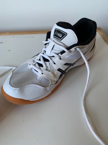 ASICS volleyball shoes