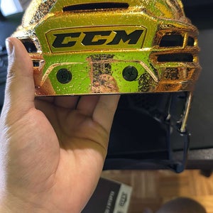 CCM Super Tacks X Gold Helmet – Size Large – BRAND NEW!