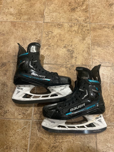 2023 Bauer Supreme Mach Hockey Skates Regular Width Pro Stock 8 (Used)