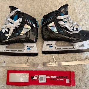 True TF9 Hockey Goalie Skates Regular Width Size 3 (Used)