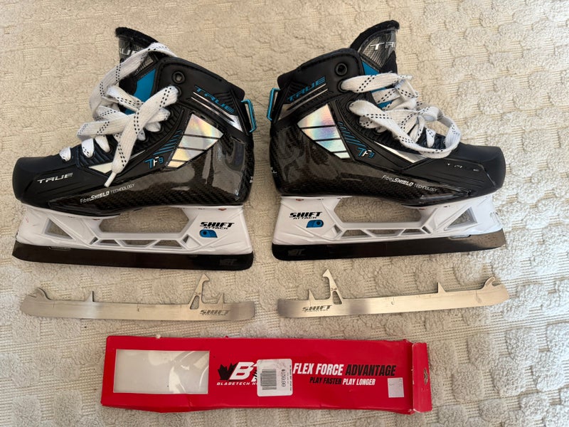 True TF9 Hockey Goalie Skates Regular Width Size 3 (Used)