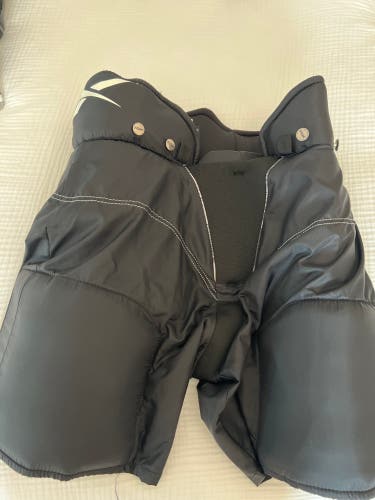 Junior Large Reebok Hockey Pants (Used)