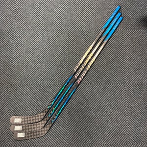 Youth Bauer Nexus Sync Hockey Stick 30 FLEX Right Handed P92 (New) 3 PACK