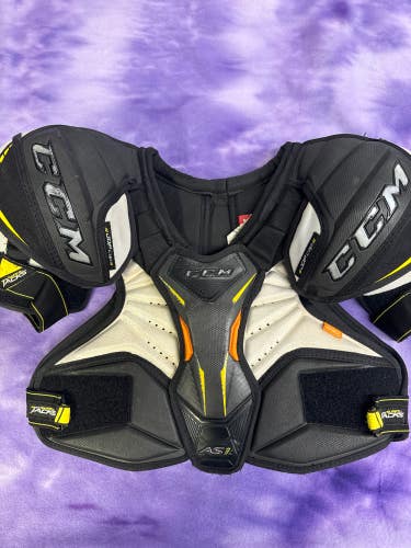 Large Junior CCM Super Tacks AS1 Shoulder Pads (Used)