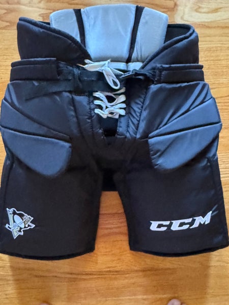 Large CCM Pro Stock Goalie Pants
