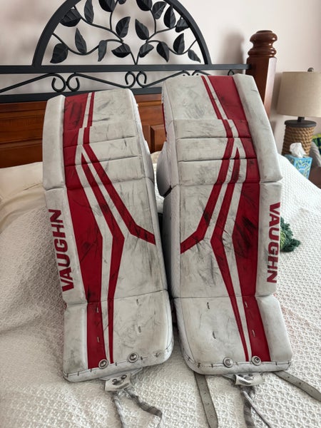 28+2 Vaughn Velocity JR Goalie Leg Pads (Used)